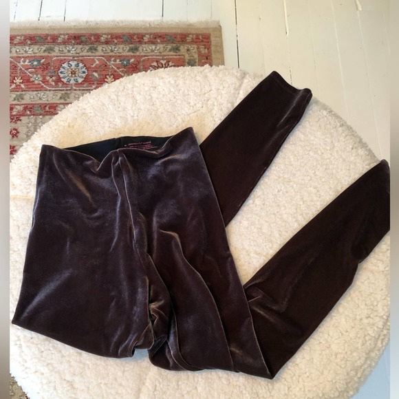 Commando Control Brown Velvet Leggings - Picture 4 of 8